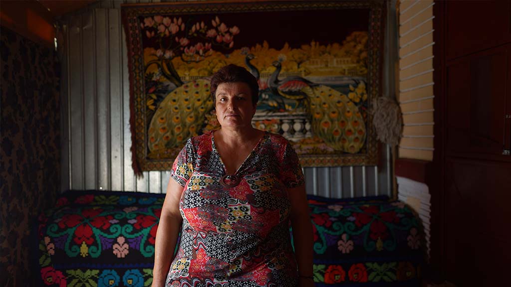 Expoziție puternică la Muzeul ASTRA, în cadrul AFF 2020. Femeile din cel mai sărac județ al României, față în față cu viața după abuz