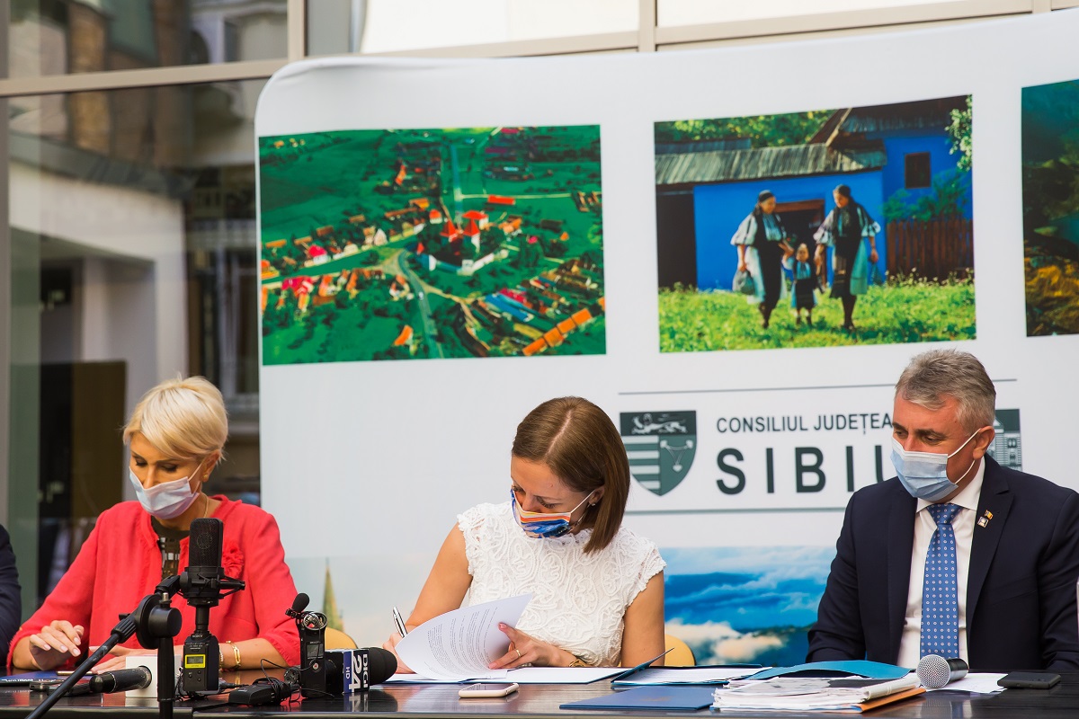 Consiliul Județean Sibiu și Primăria Mediaș au semnat parteneriatele cu Ministerul Transporturilor, pentru Centurile Ocolitoare
