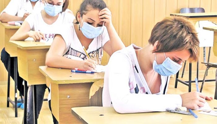 Copiii de grădiniță și de ciclu primar, la școală în scenariul roșu. Ce spune Sorin Cîmpeanu