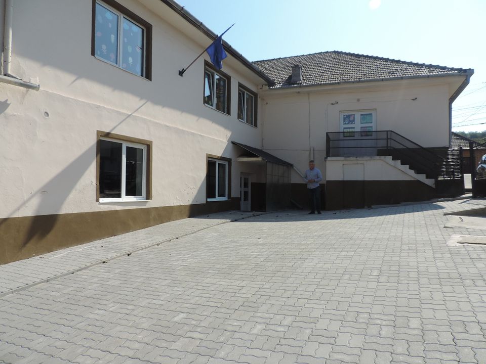 FOTO: Unitățile de învățământ din comuna Axente Sever, pregătite pentru noul an școlar