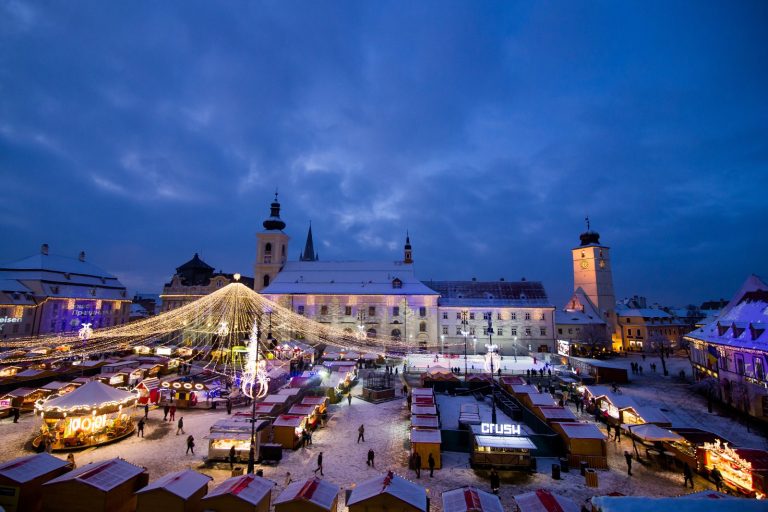 Târgul de Crăciun, deschis în 13 noiembrie. Mai puțini expozanți sau mai multe zone de desfășurare a evenimentului, printre scenariile propuse de organizatori