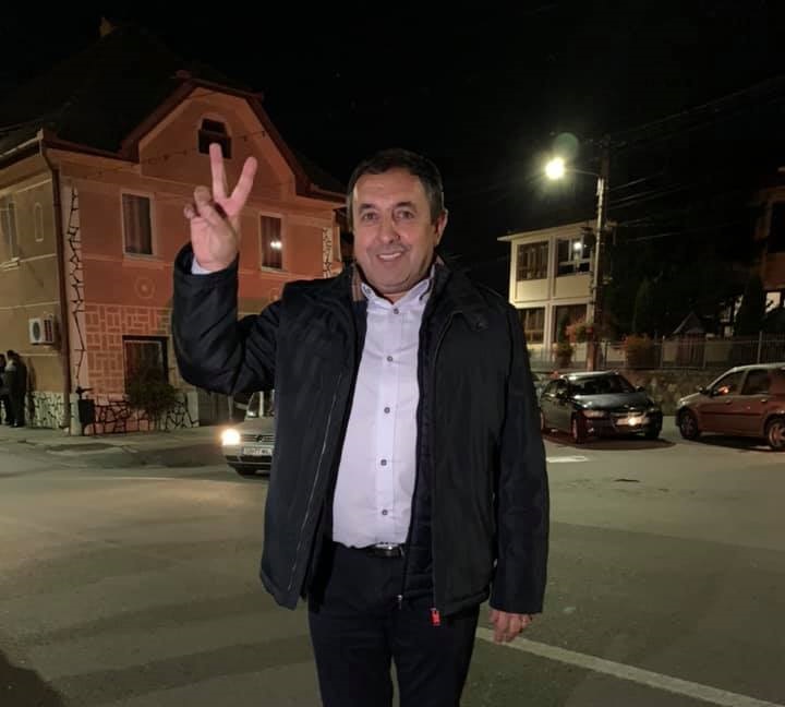 Gheorghe Călin, reales în funcția de primar al comunei Gura Râului