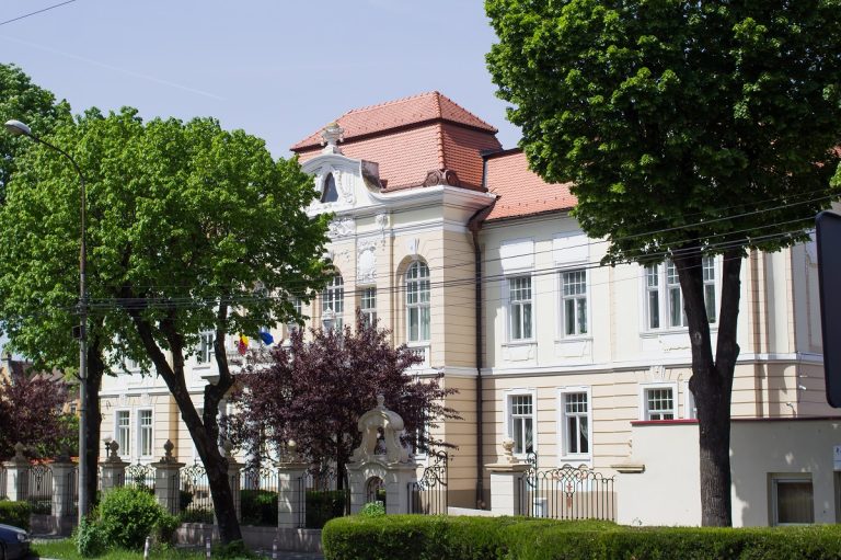 ULBS a câștigat cel mai mare proiect de mobilități din istorie, în valoare de peste 1,5 milioane euro