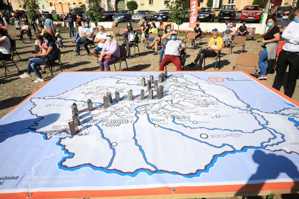 „Via Transilvanica”, inaugurat la Biertan, alături de Andreea Esca, Amalia Enache, Pavel Bartoș și alți ambasadori ai proiectului