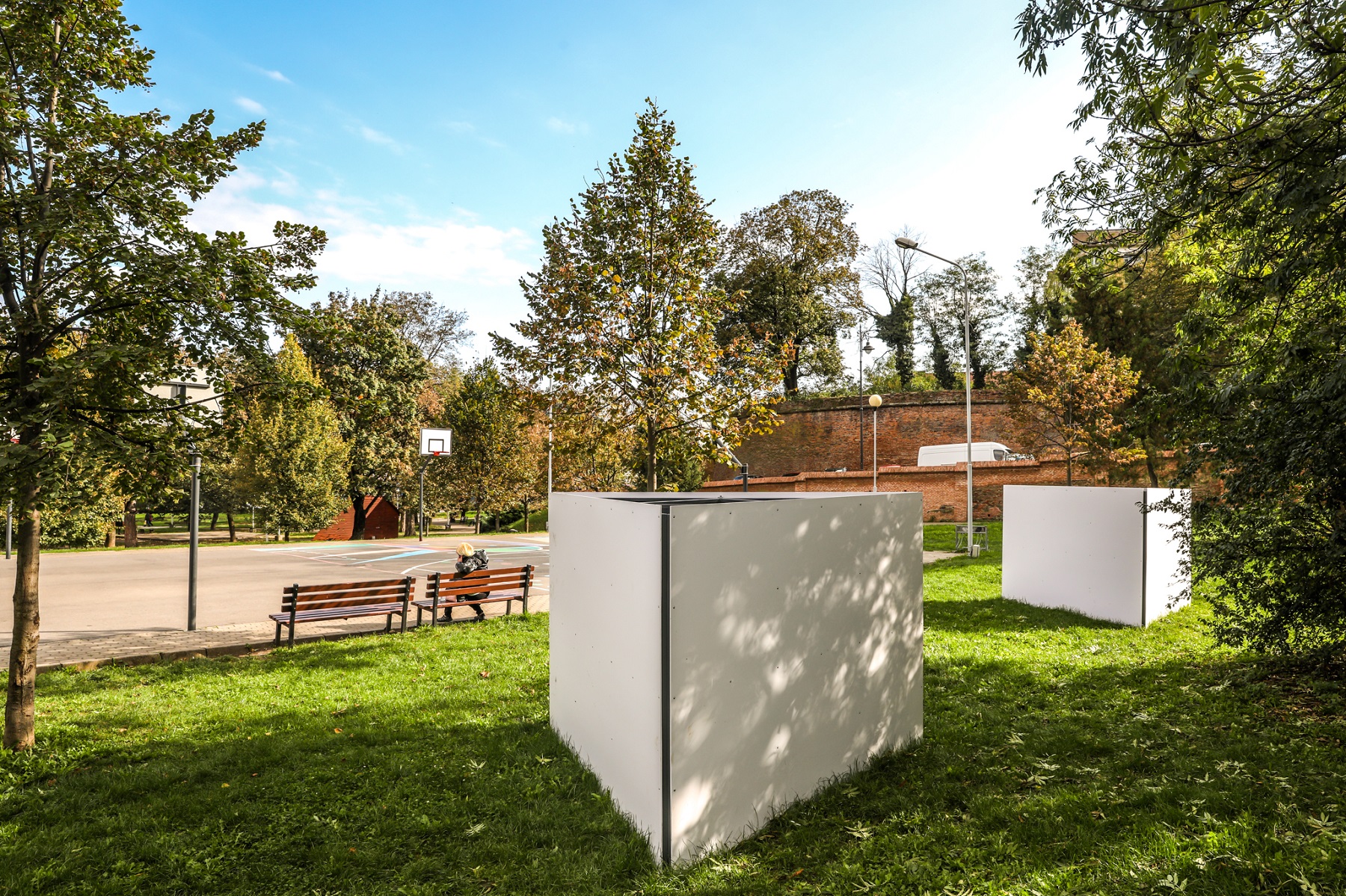 Panouri de graffiti, instalate în Parcul Tineretului și în Sub Arini