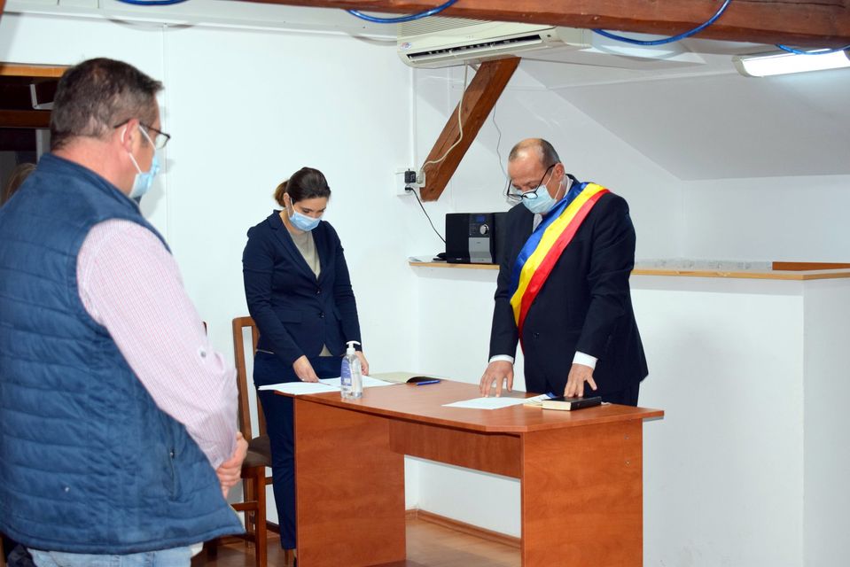 FOTO: S-a constituit noul Consiliu Local din Copșa Mică. Primarul Daniel Tudor Mihalache a preluat al cincilea mandat
