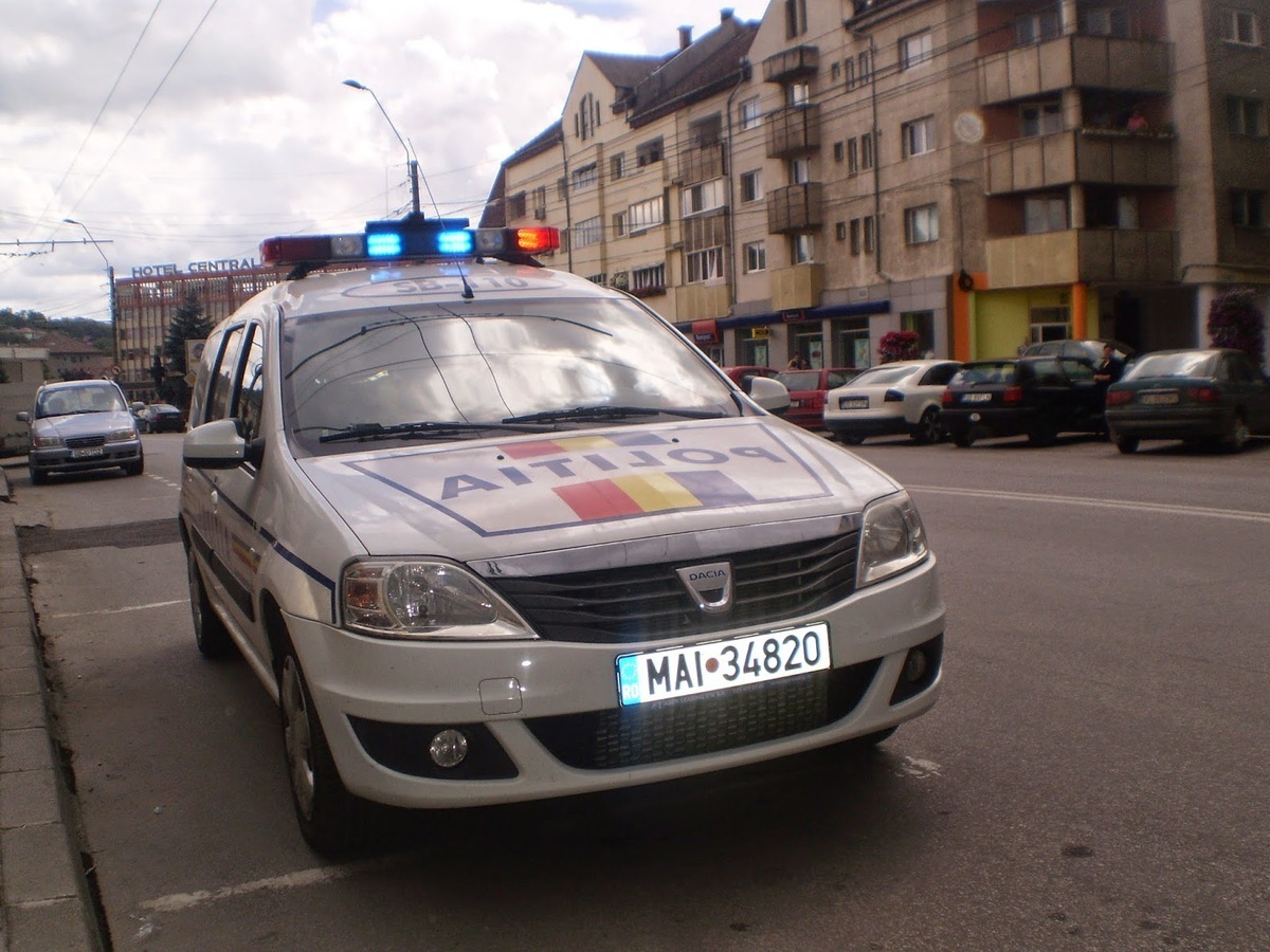 Dosar penal pentru că a condus cu permis necorespunzător