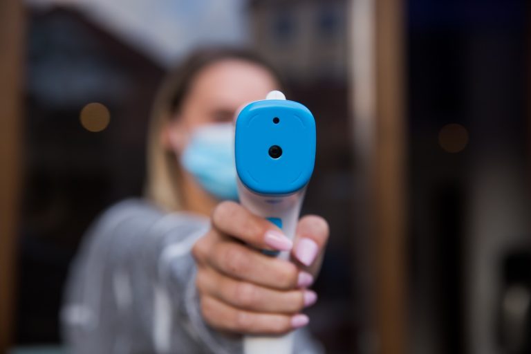 4.041 de cazuri de Covid-19, după o nouă zi de weekend. Au fost efectuate 10.566 teste