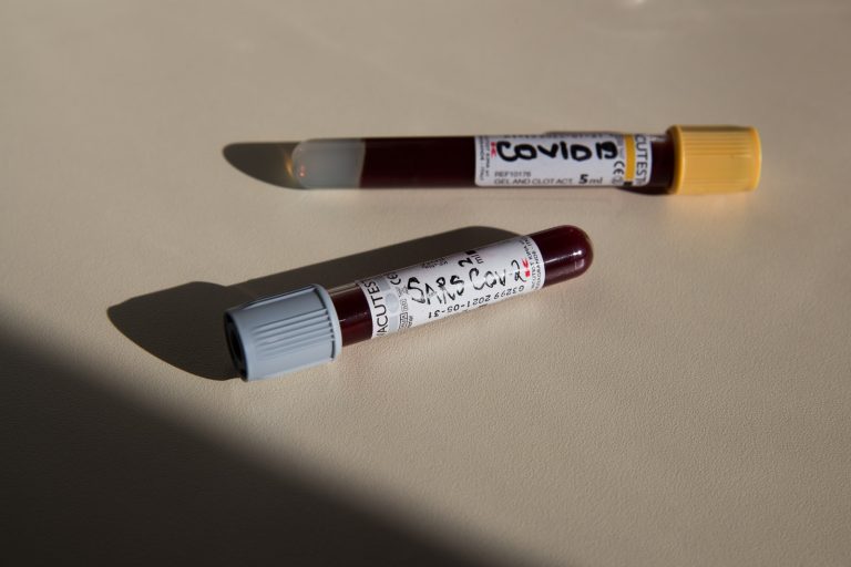 Focar de coronavirus, la DSP Sibiu. Opt angajați, infectați