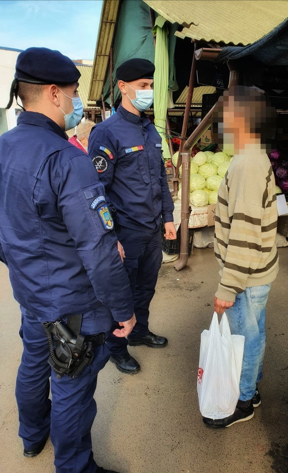 Peste 80 de persoane, amendate din cauză că nu au purtat mască de protecție