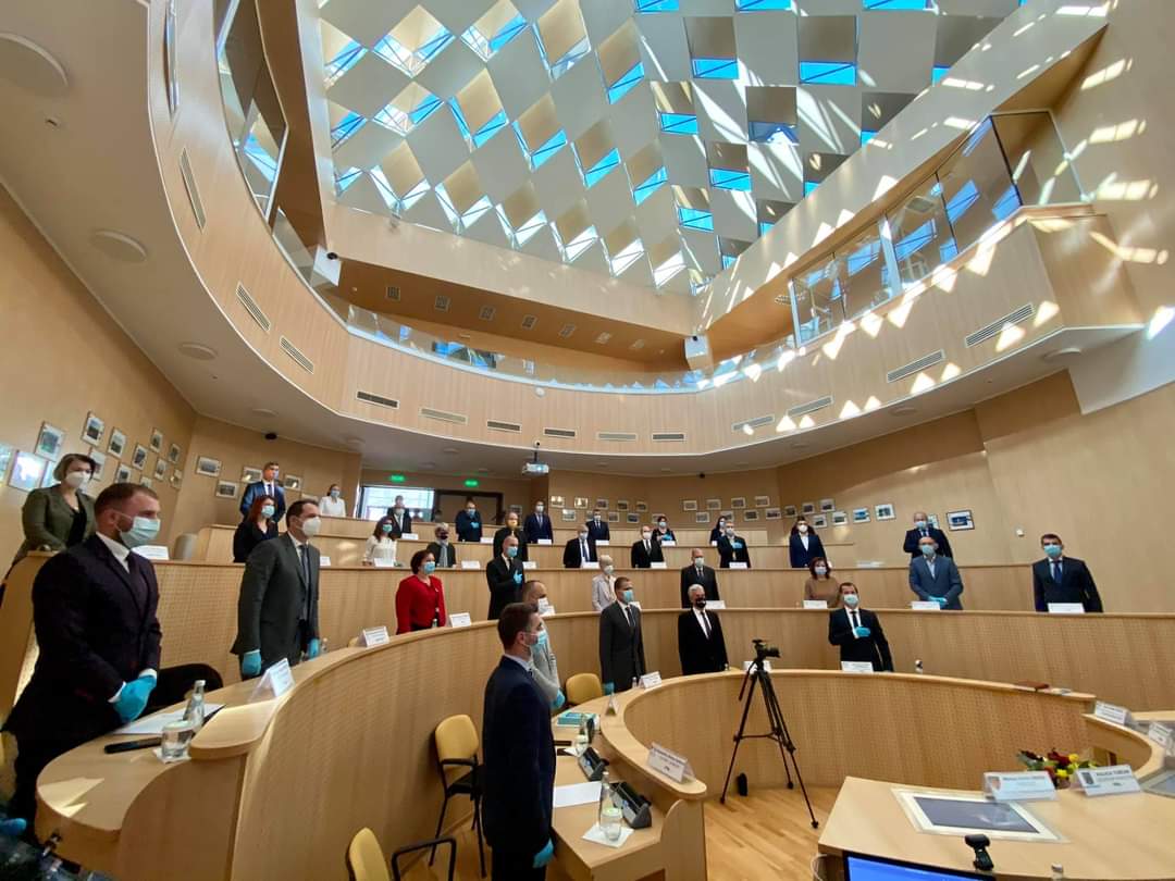 Consilierii județeni și-au depus jurământul