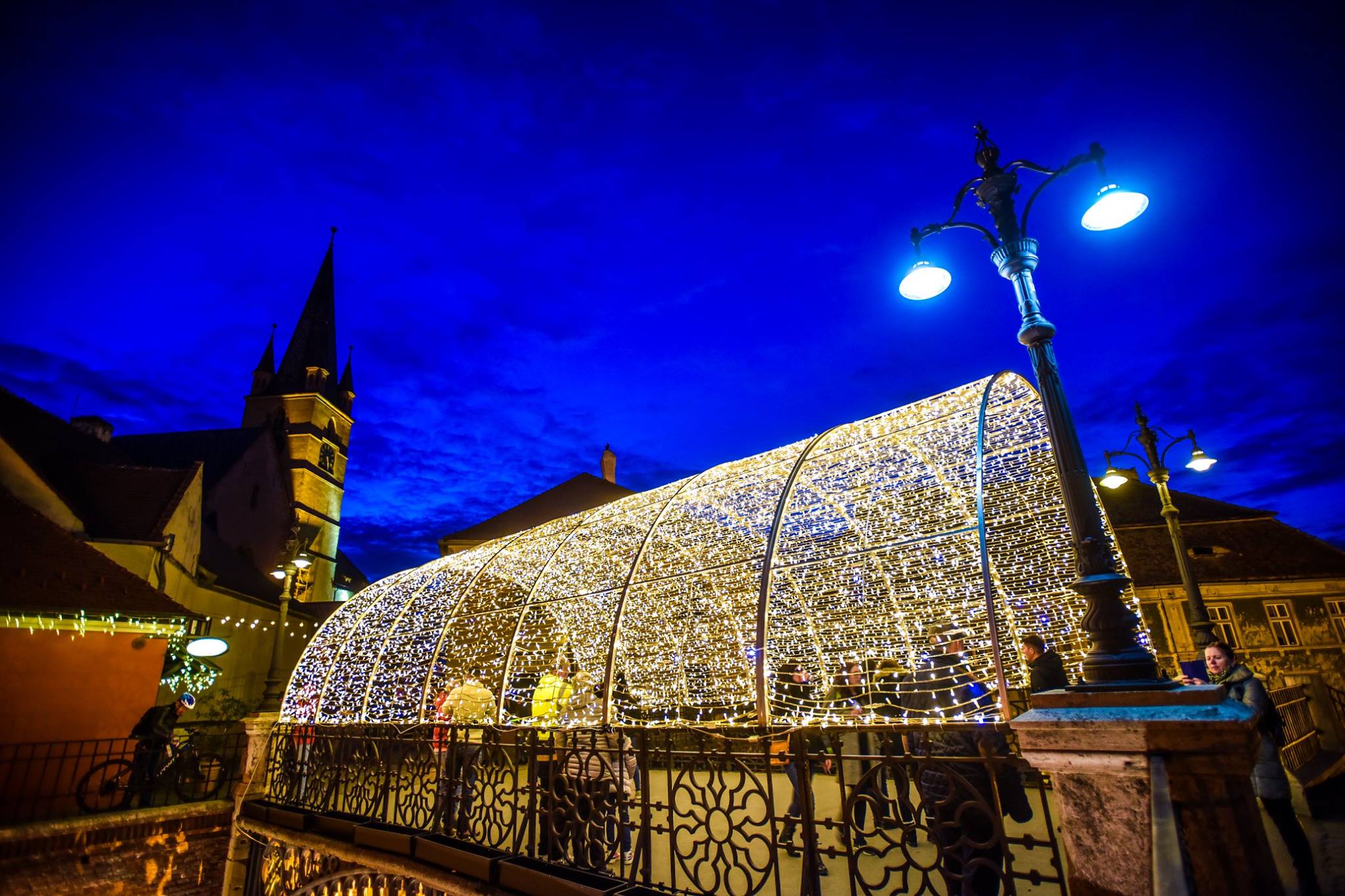 Sibiul îmbracă straie de sărbătoare. Fodor: „Anul acesta va fi un Crăciun altfel”