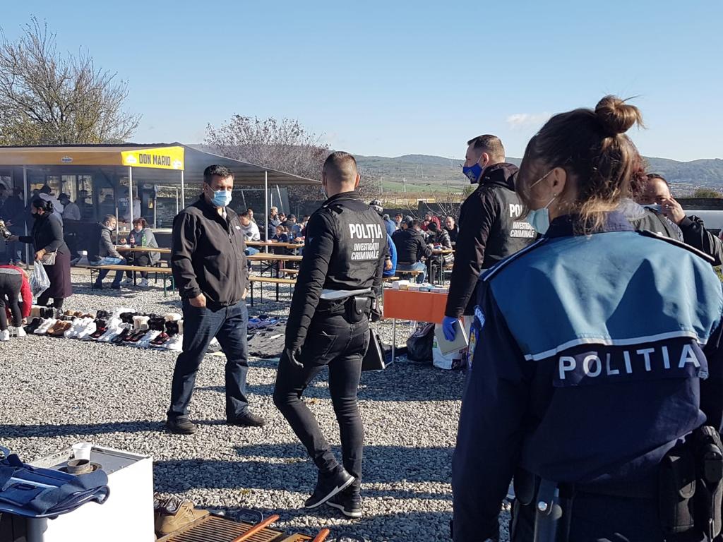 FOTO: Târgul Obor și mijloacele de transport în comun din Sibiu, verificate de polițiști