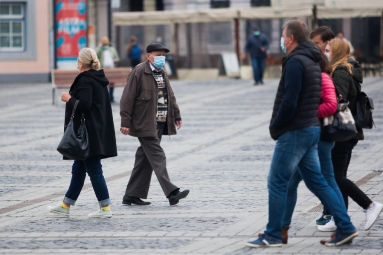 ULTIMA ORĂ Rata incidenței COVID-19 în orașul Sibiu a depășit 4 la mie. Record de cazuri de la începutul anului, în județ