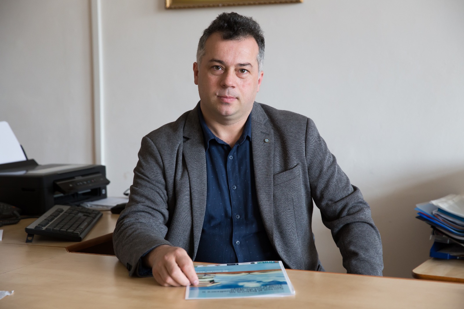 Alexandru Dumbravă și-a dat demisia de la IȘJ Sibiu. În continuare, asigură interimatul