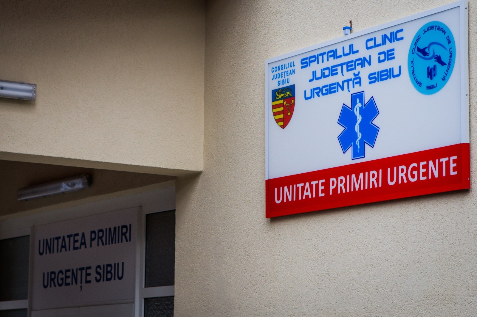 O femeie însărcinată, rănită pe trecerea de pietoni, pe Șoseaua Alba Iulia