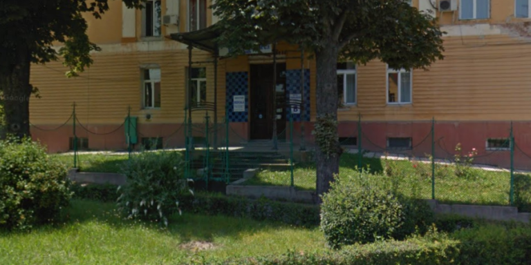 Două spitale cu pacienți COVID, din județul Sibiu, nu pot folosi secțiile ATI, din lipsă de personal