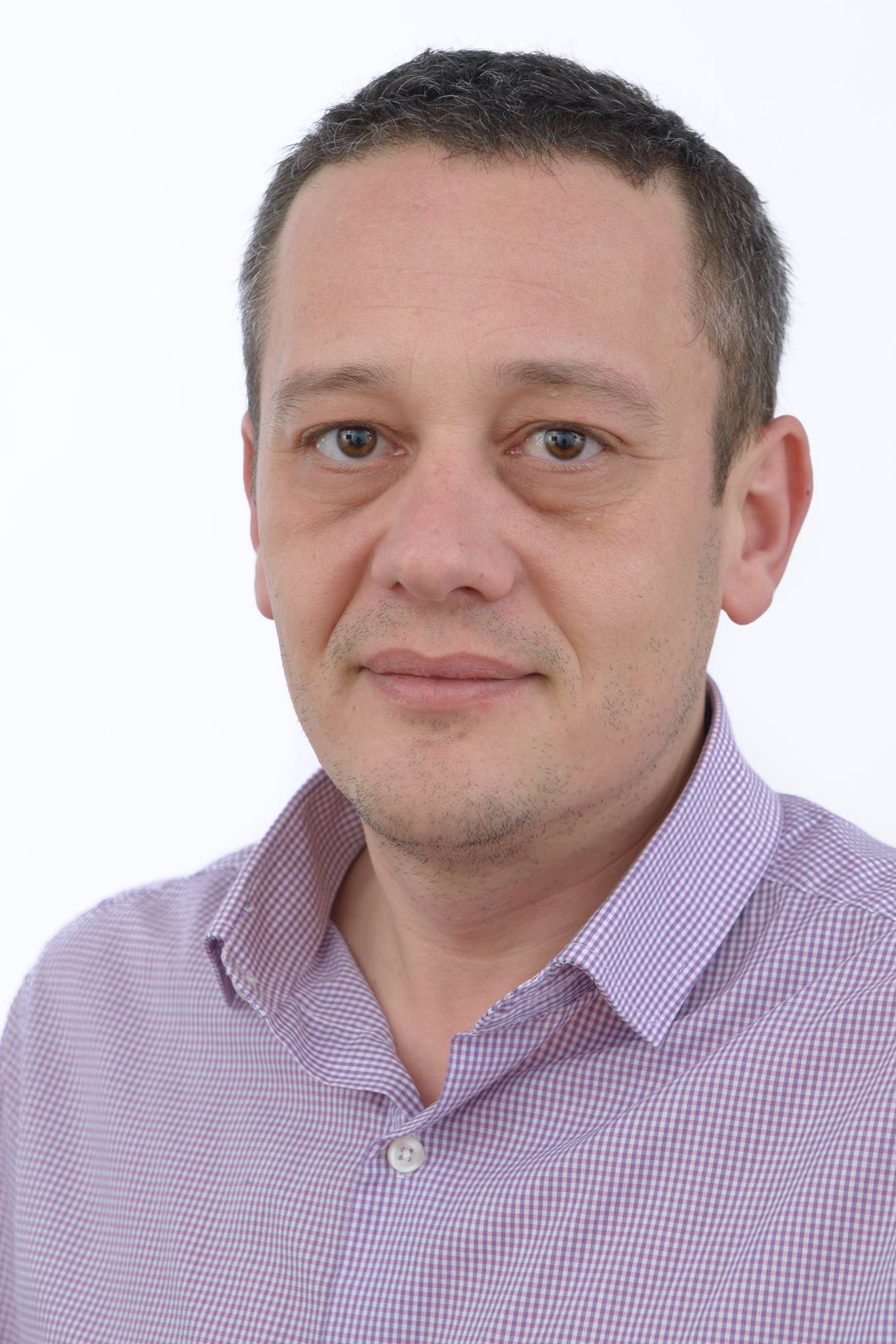    ”Donați sânge, e cel mai potrivit dar de Crăciun!” – Interviu cu dr. Eduard Egri, medic specialist medicină de familie