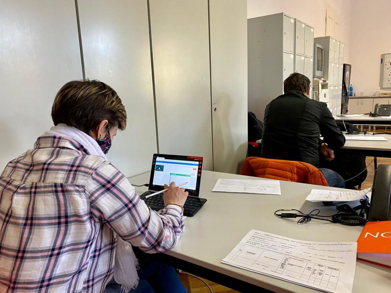 DSP Sibiu, ajutat de 17 voluntari de la AFT la realizarea anchetelor epidemiologice Covid-19