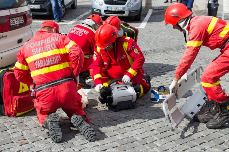 ISU Sibiu va încadra 58 de paramedici. Aceștia vor activa în raionul de intervenție