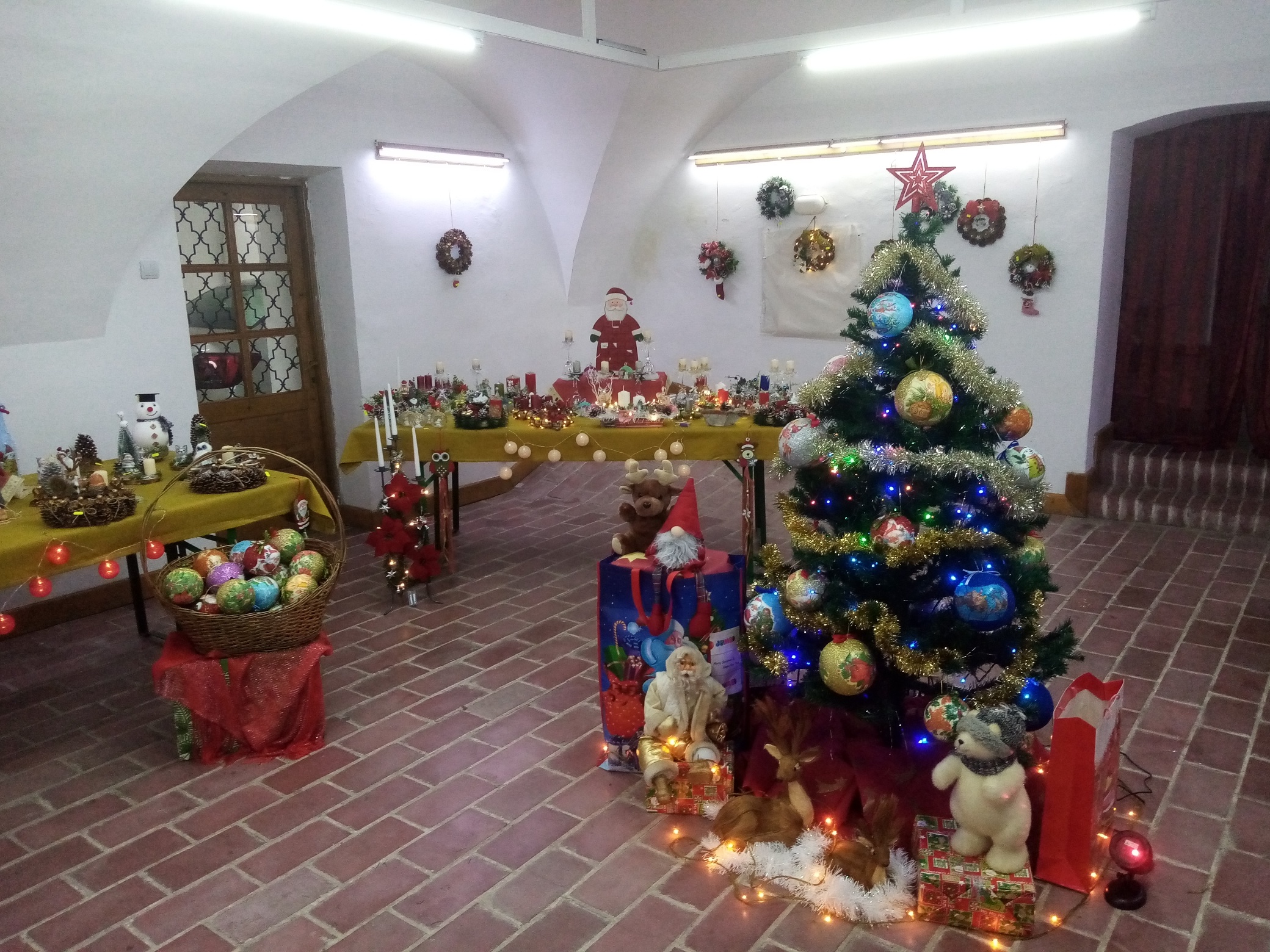 FOTO: „Poveste de iarnă” într-o expoziție spectaculoasă de sezon