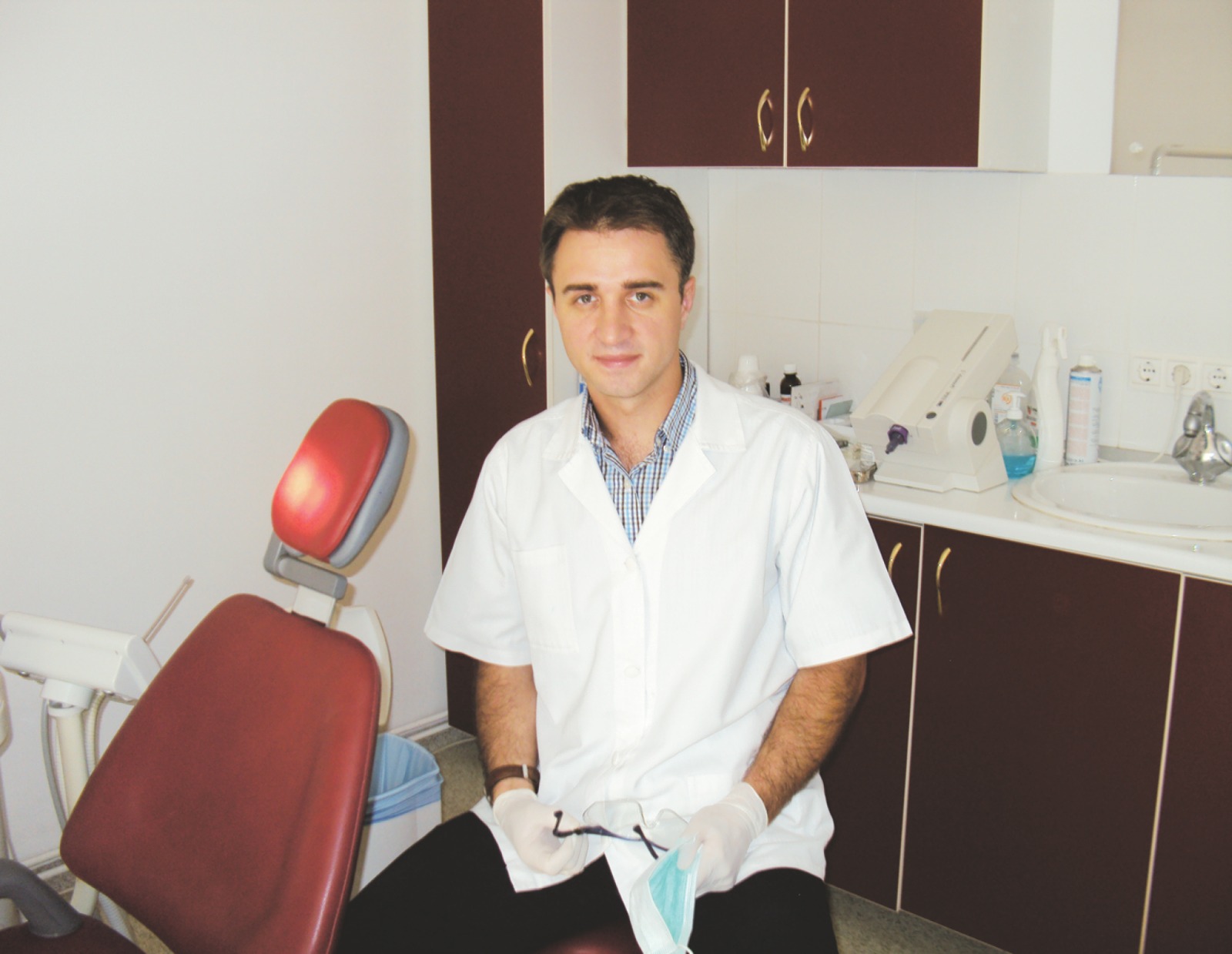 CEREC 3D – One sesion dentistry sau ceramica într-o ședință. Ce spune dr. stomatolog Christian Iliuţ