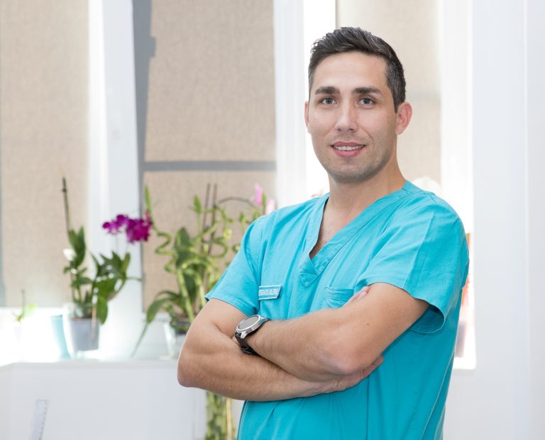 Medicul Valeriu Gheorghiţă anunţă că săptămâna viitoare se va aviza înfiinţarea centrelor de vaccinare anti-Covid