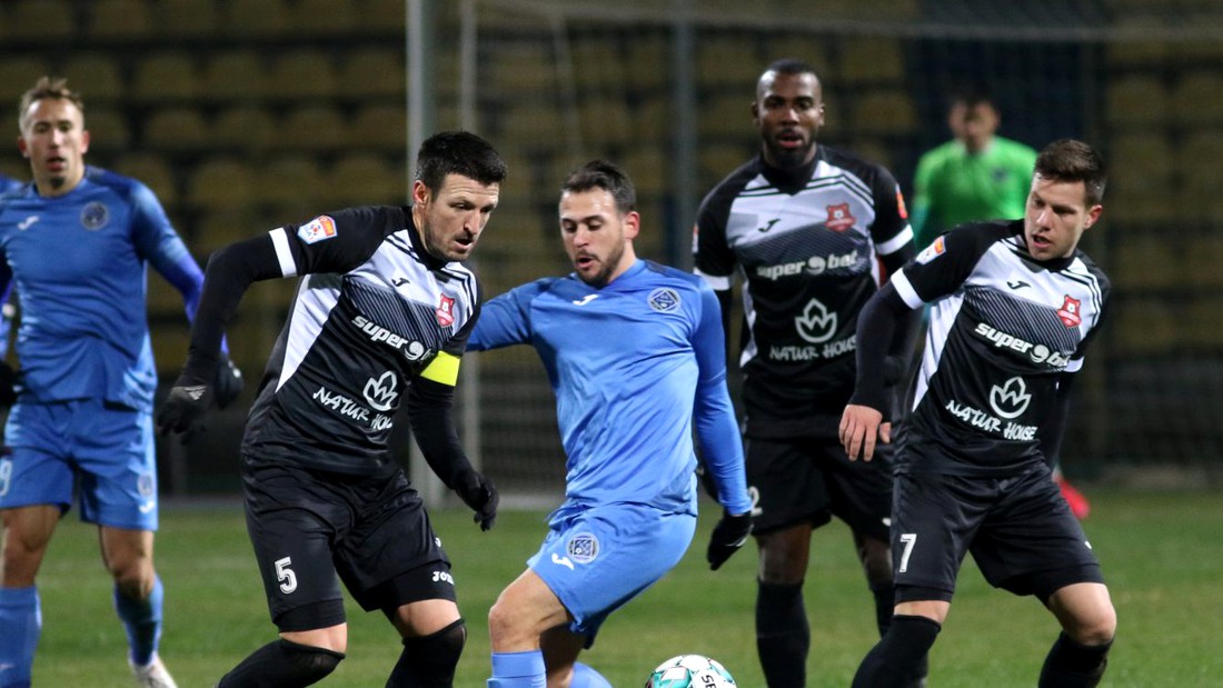 Debut fără gol la primul meci cu Liviu Ciobotariu