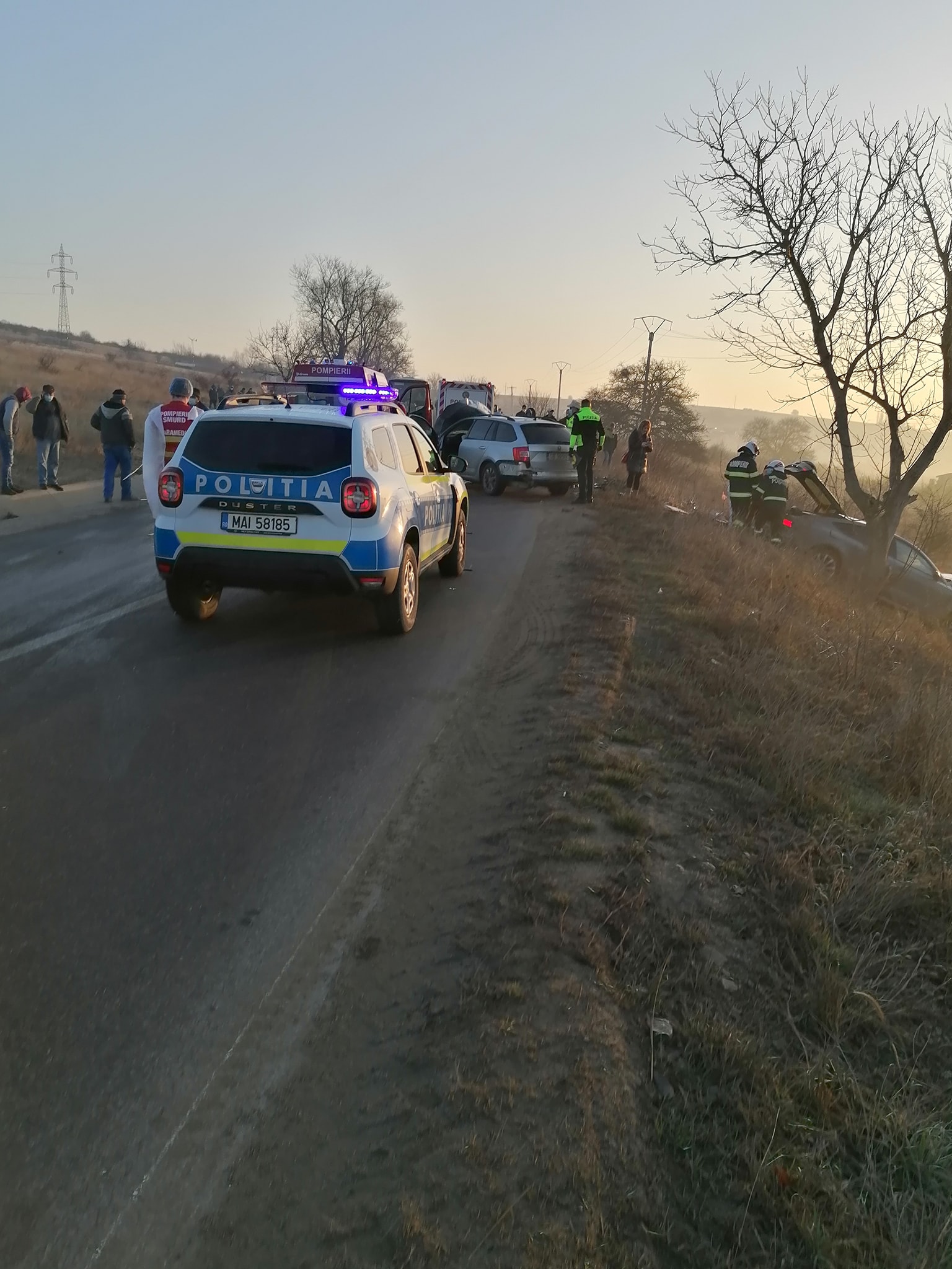 FOTO: 3 autoturisme implicate într-un accident în zona Bavaria