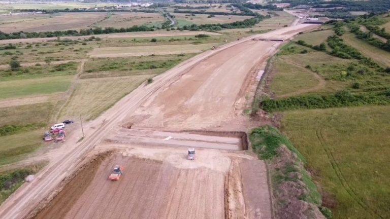 Un an pierdut și cinci ani de lucrări, pentru următorul lot de autostradă Sibiu – Pitești, executat de Porr Construct