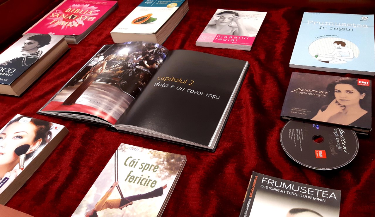 FOTO: „Vă cunoașteți frumusețea?”, expoziție-eveniment la Biblioteca Astra