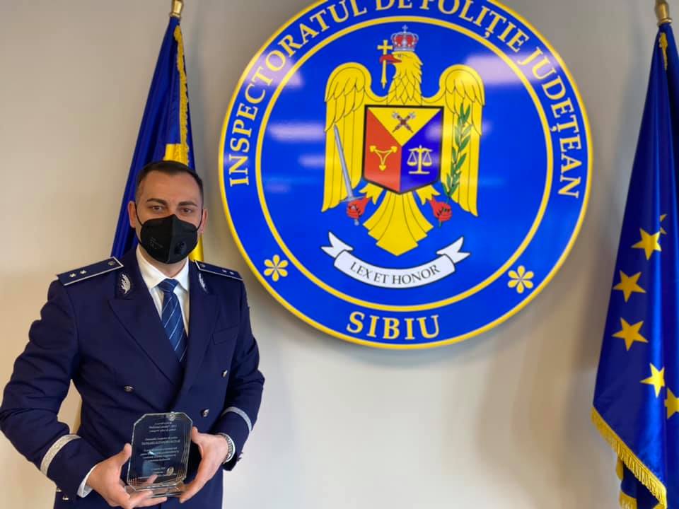 FOTO: Doi polițiști sibieni, distinși cu premiul „Polițistul anului”