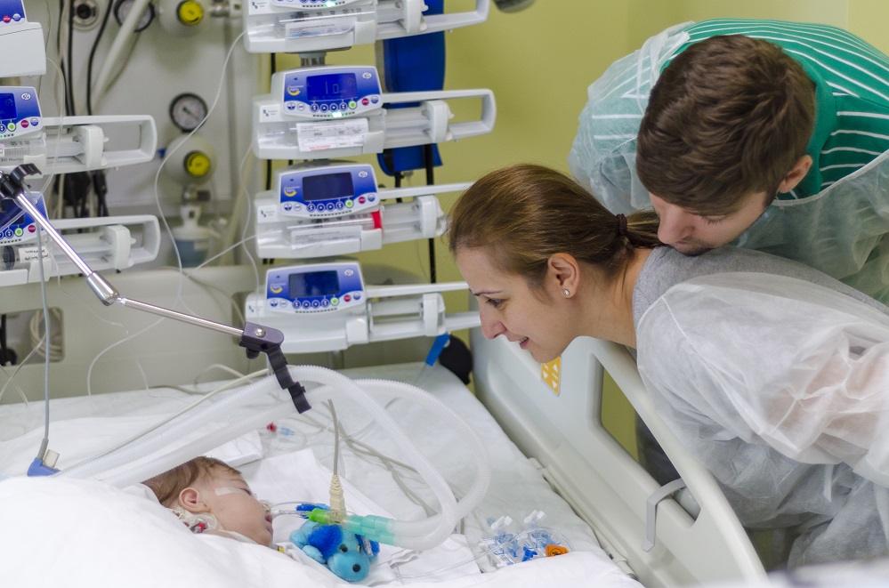 Vieți de copil salvate cu ajutorul donatorilor