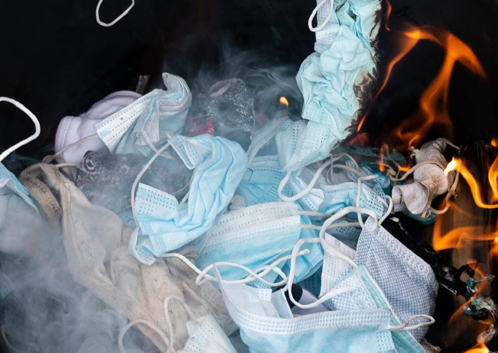 Jos centura de siguranță!