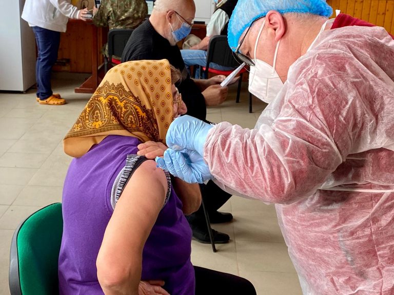 Adriana Pistol: Doar 1,3% dintre vaccinaţi s-au infectat cu SARS-CoV-2