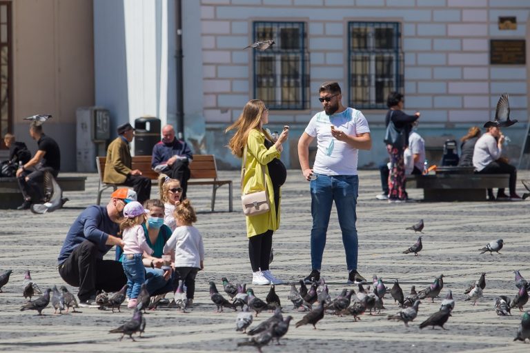 Lista completă a măsurilor aprobate pentru județul Sibiu, de la 15 mai 2021. Restaurantele și cafenelele, deschise până la 50%