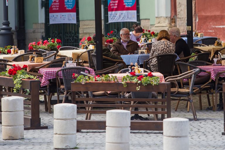 PREMIERĂ pentru ultimul an: Municipiul Sibiu are mai puțin de 100 de cazuri COVID, timp de 14 zile