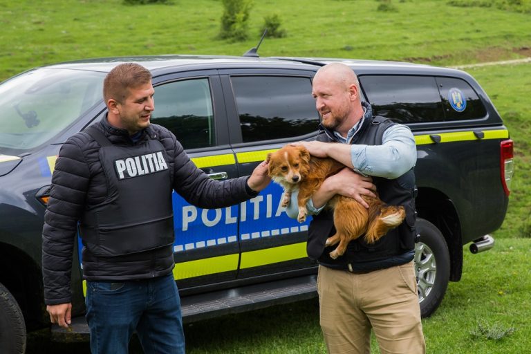 Poliția Animalelor, ofițeri și agenți în slujba patrupedelor