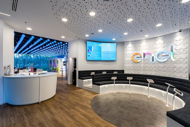 Atenție la contract! Ce trebuie să știi pentru a încheia un parteneriat avantajos cu furnizorul de energie