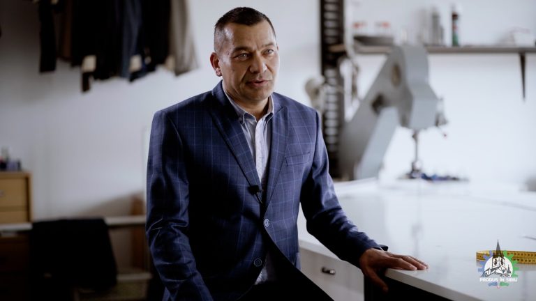 Eleganța costumelor croite în Sibiu, o poveste de succes despre lumea bărbaților