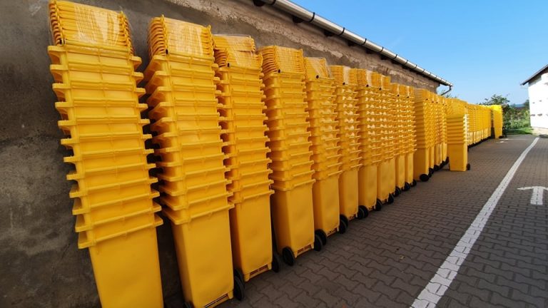 1.000 de pubele pentru colectarea deşeurilor au ajuns la Târnava