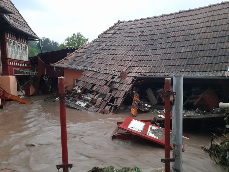 Fenomene extreme în această vară, în România. Ce explicaţii au climatologii