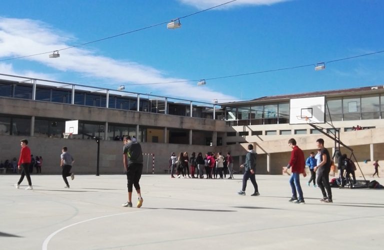 Ministrul Educației anunță că elevii vor avea două ore de sport pe săptămână