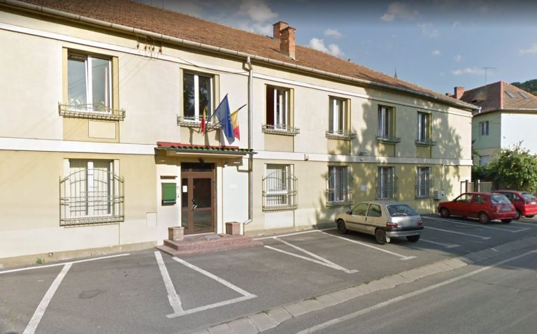 Achiziția clădirii din str. Morilor, a lui Ioan Tușinean, de către Primăria Sibiu, suspendată din cauza unor procese