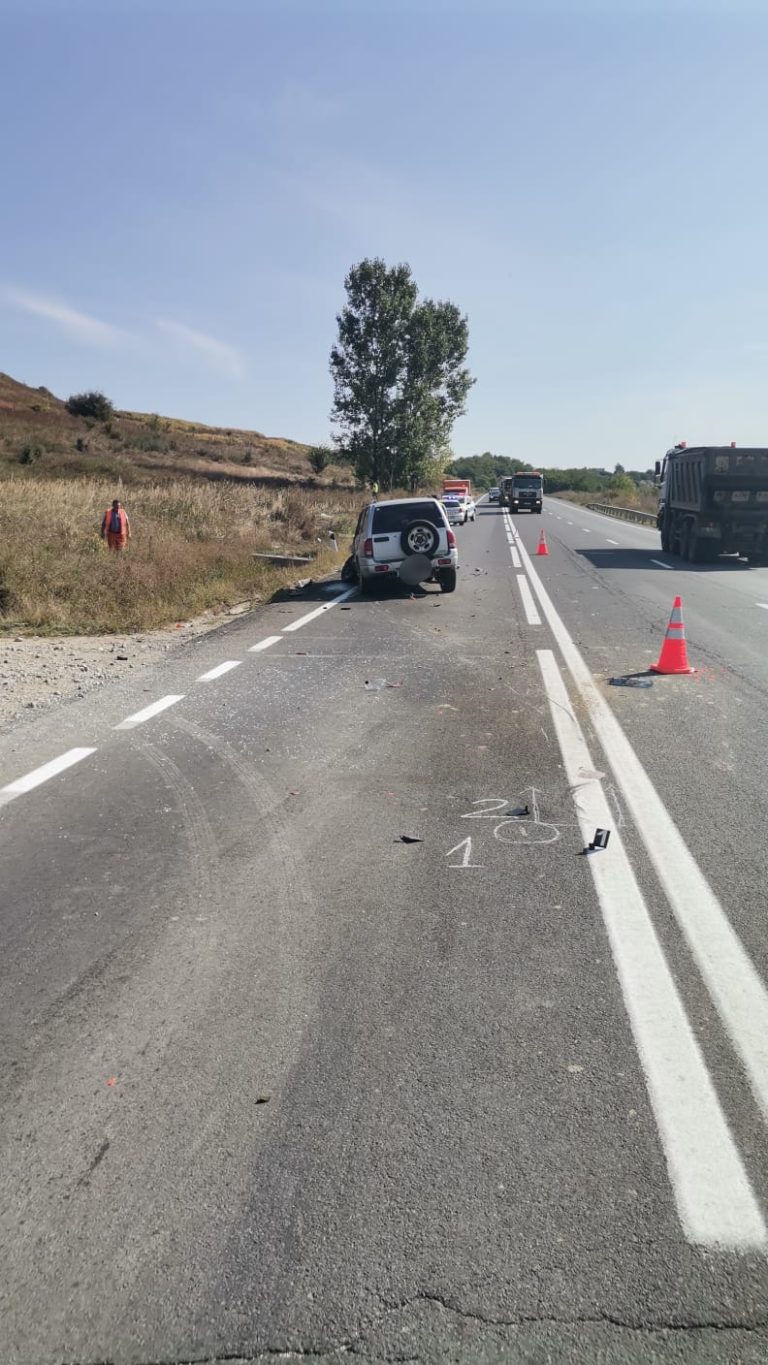 FOTO Un motociclist sibian şi-a pierdut viaţa într-un accident rutier