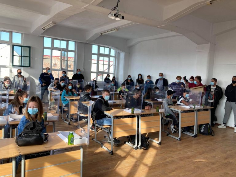 Compania Continental susține cel mai mare număr de elevi din județ în sistem de învățământ profesional dual.