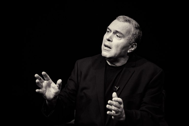 Constantin Chiriac, apel pentru pace: „Nimeni și nimic pe acest pământ nu poate să ia libertatea și viața altei ființe!”