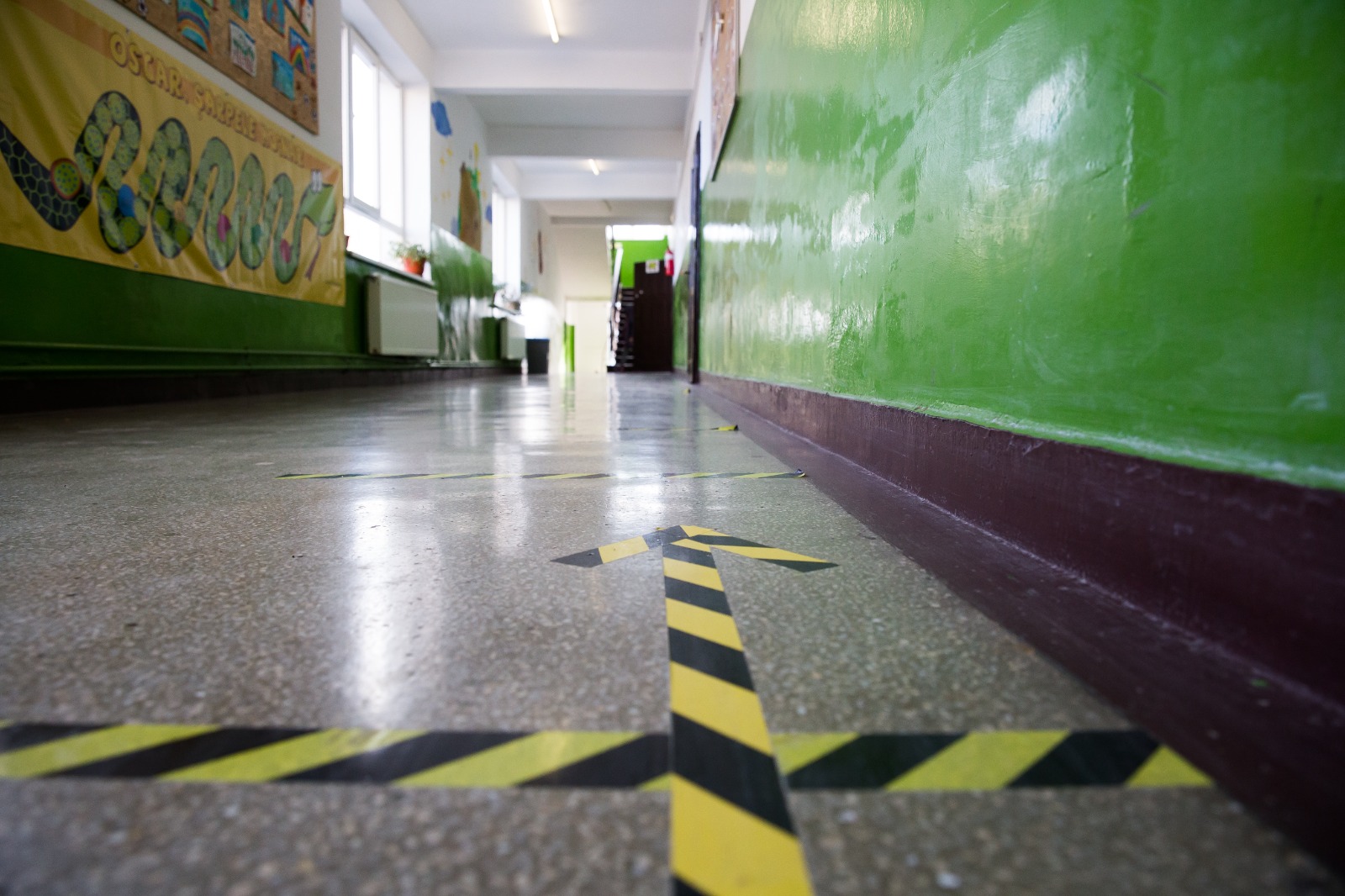 De luni, toți elevii intră în vacanță pentru două săptămâni