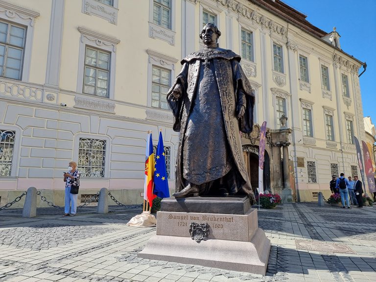 Muzeul Național „Brukenthal” împlinește astăzi 205 ani