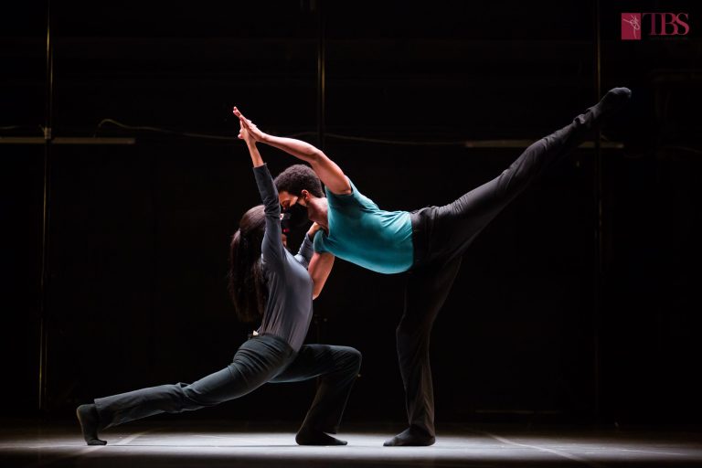 Ateliere de dans și laboratoare de cercetare artistică, pentru balerinii sibieni